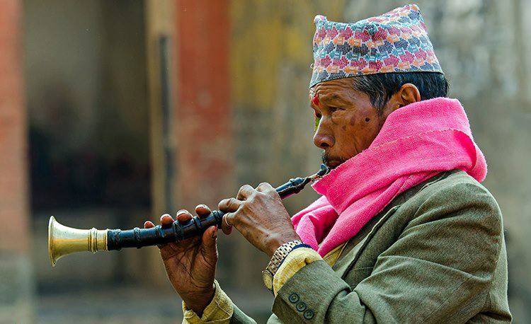 Joueur flûte Khokana Nepal