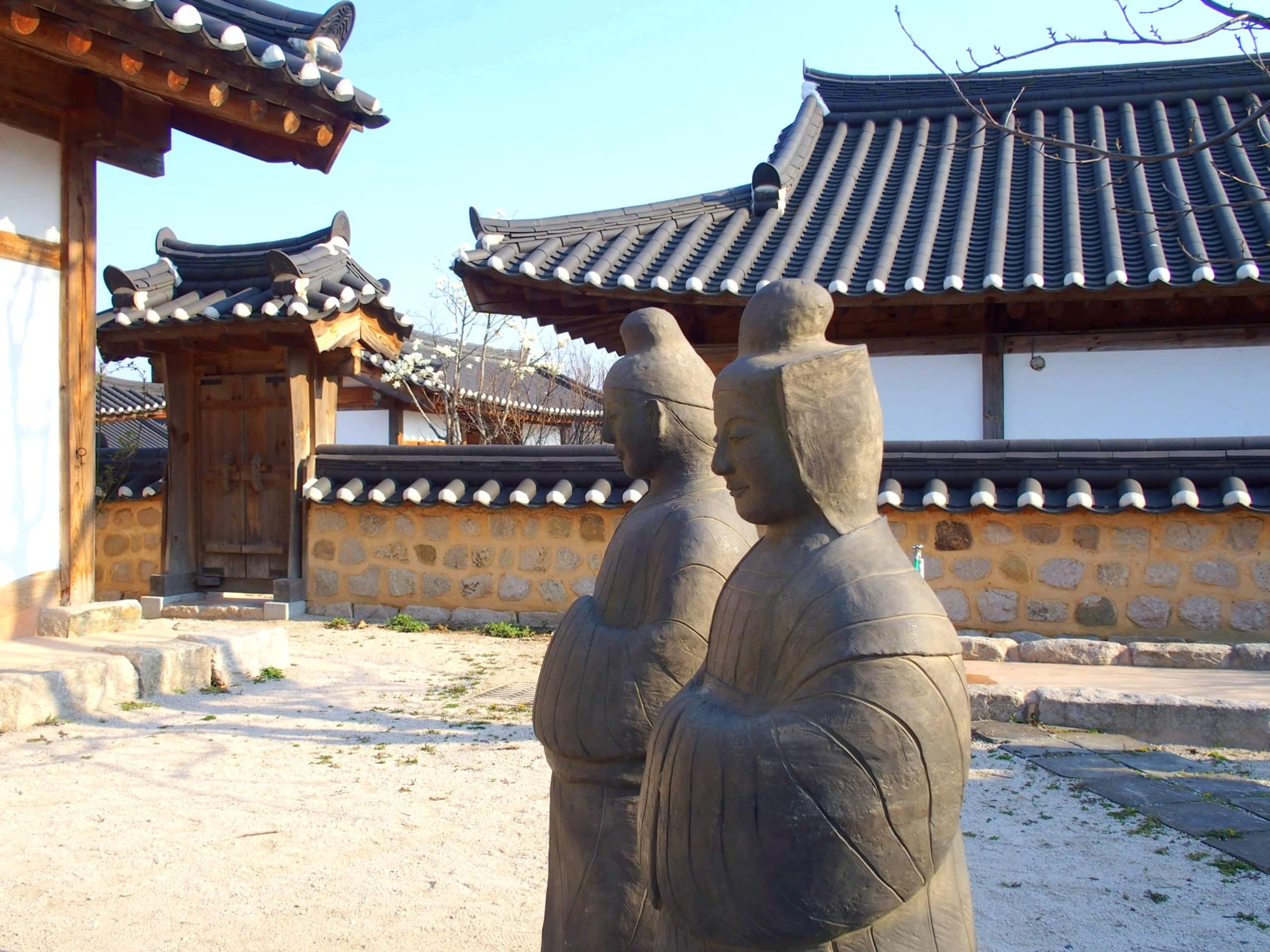 Cour intérieure maison traditionnelle Gyeongju